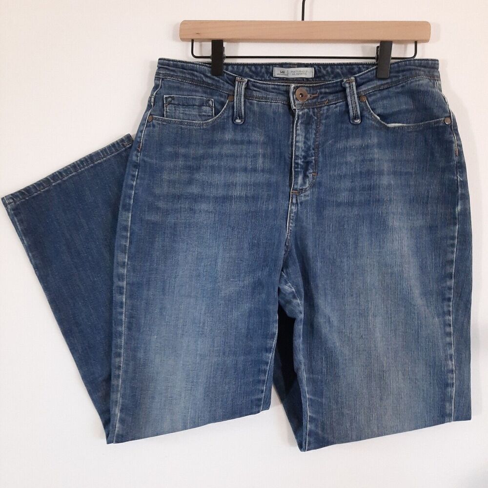 Lee Naturally Slimming SZ 12 Short Stretch Mid-Rise Straight Leg Platinum Label